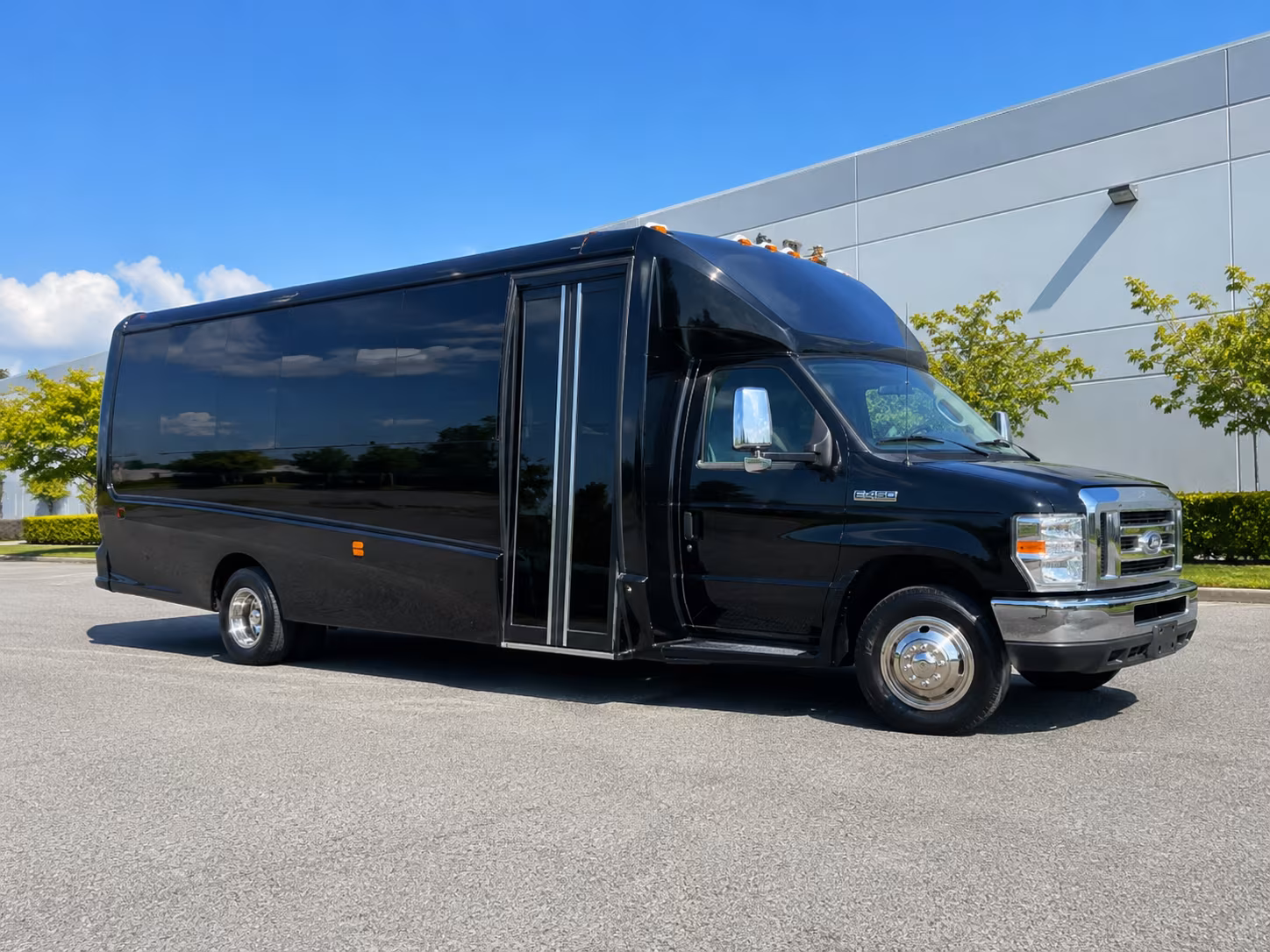 party buses for bachelorette bar crawls through downtown flint
